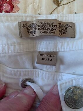 White Women’s Jeans - Classic Fit